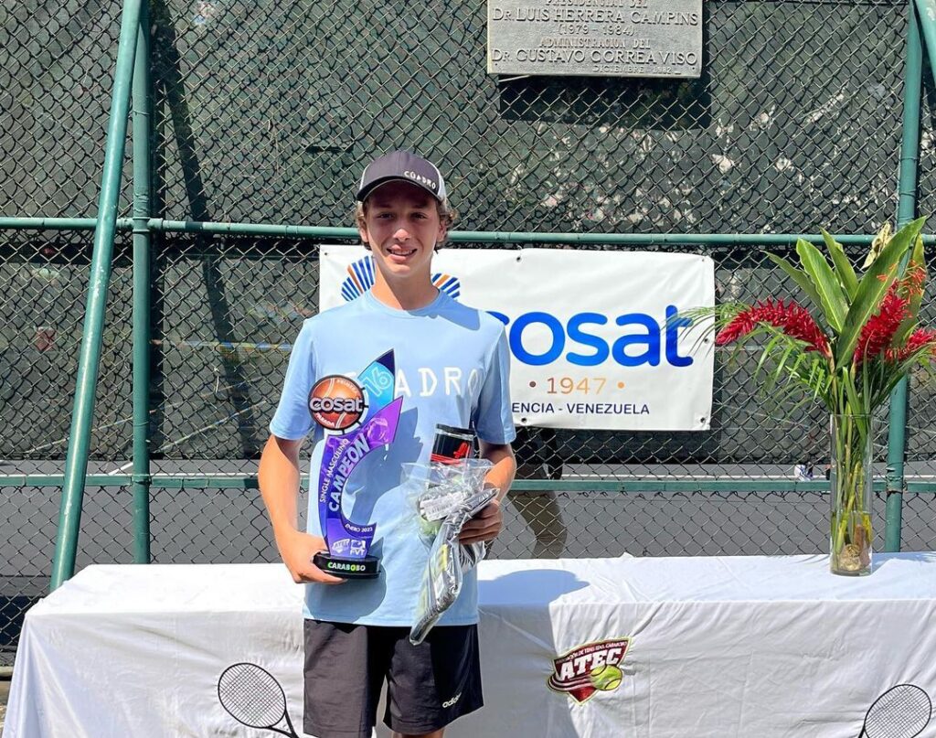 Juan Andrés Listo, doble campeón en 16 años