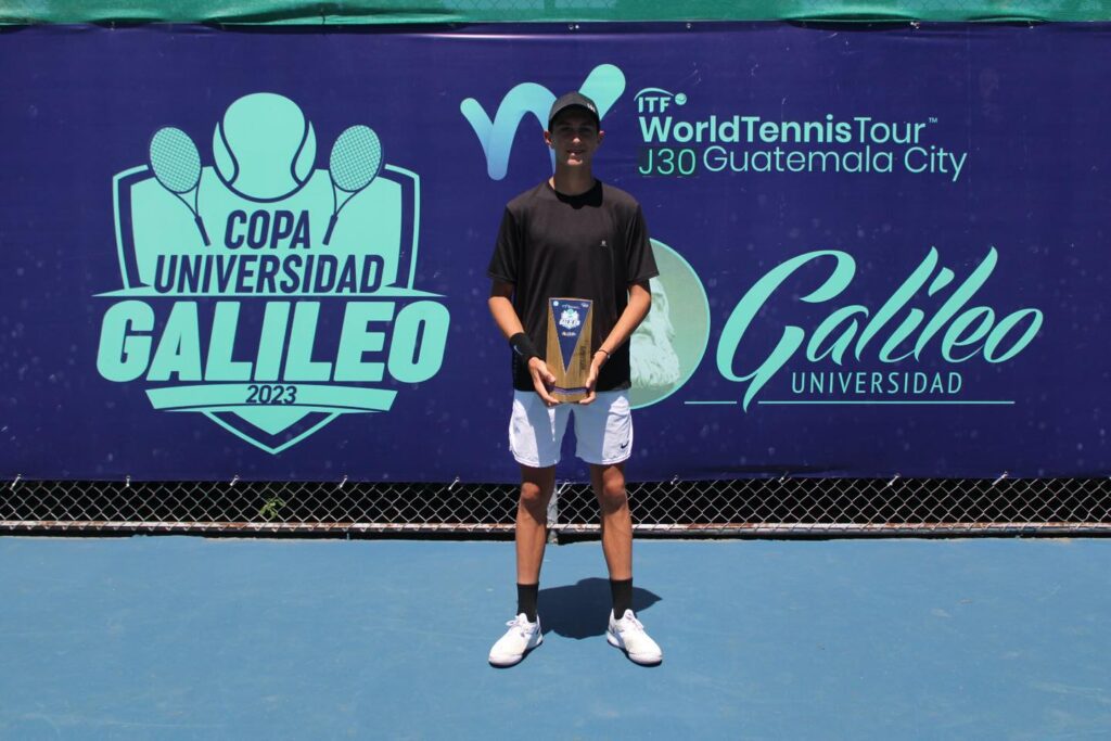 Oscar Martínez con el título individual